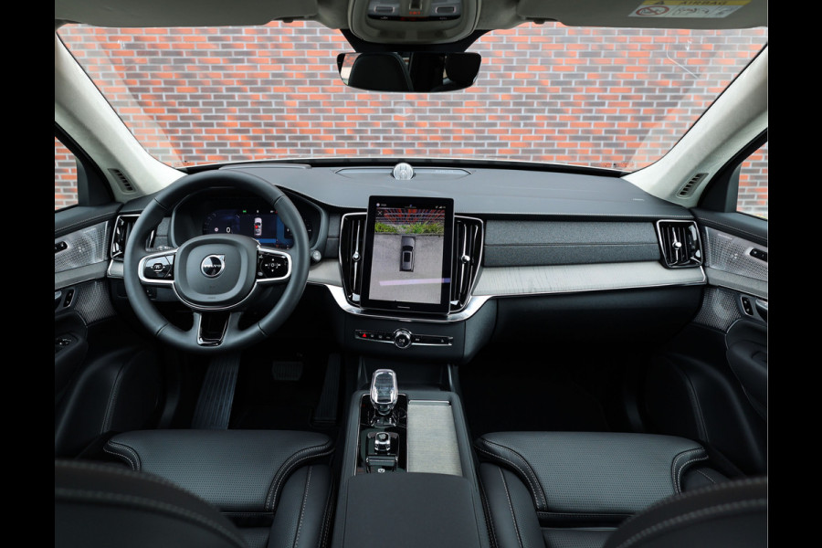 Volvo XC90 T8 AWD Ultra Dark | Direct rijden - Luchtvering - Trekhaak - Bowers&Wilkins
