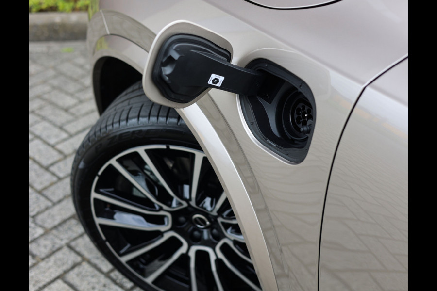 Volvo XC90 T8 AWD Ultra Dark | Direct rijden - Luchtvering - Trekhaak - Bowers&Wilkins