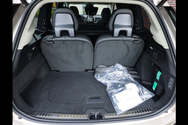 Volvo XC90 T8 AWD Ultra Dark | Direct rijden - Luchtvering - Trekhaak - Bowers&Wilkins