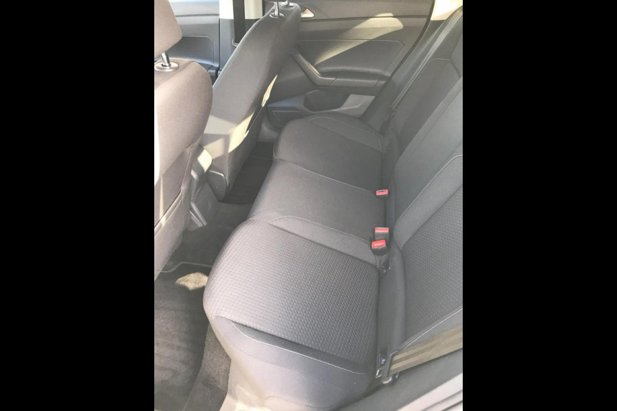 Volkswagen Polo 1.0 TSI Beats/ PDC/ Privacyglass/ Premium Audio