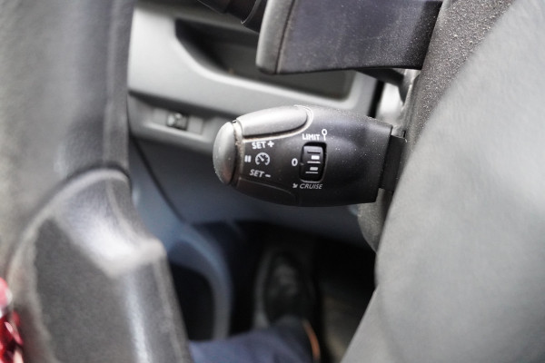 Peugeot Expert 227S 2.0 BlueHDI 180 Premium Pack Automaat nr.V101 | Airco | Cruise | Navi | Camera