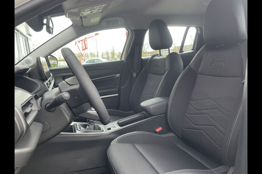 Jeep Avenger 1.2 Altitude | Camera | Parkeersensoren | Apple/Android CarPlay