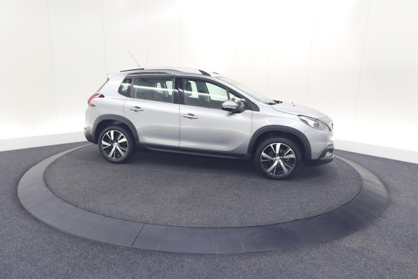 Peugeot 2008 PureTech 110 Allure | Trekhaak | Apple Carplay | Parkeersensoren | Navigatie