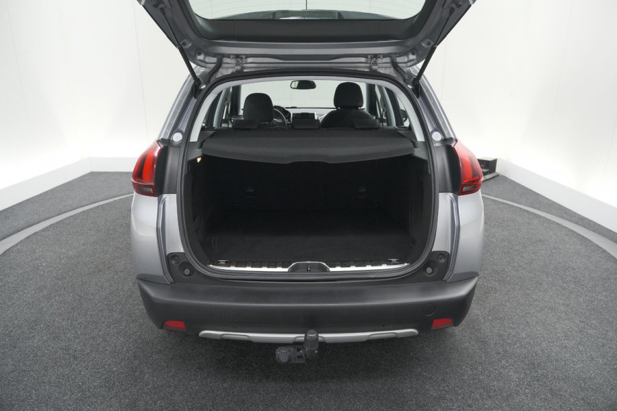 Peugeot 2008 PureTech 110 Allure | Trekhaak | Apple Carplay | Parkeersensoren | Navigatie