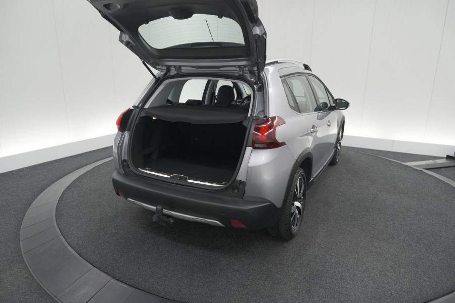 Peugeot 2008 PureTech 110 Allure | Trekhaak | Apple Carplay | Parkeersensoren | Navigatie