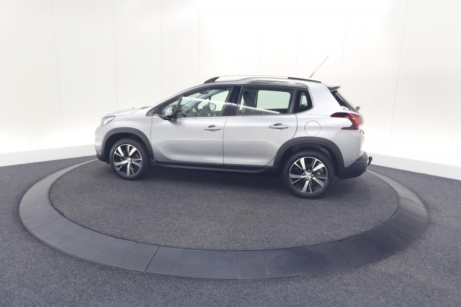 Peugeot 2008 PureTech 110 Allure | Trekhaak | Apple Carplay | Parkeersensoren | Navigatie