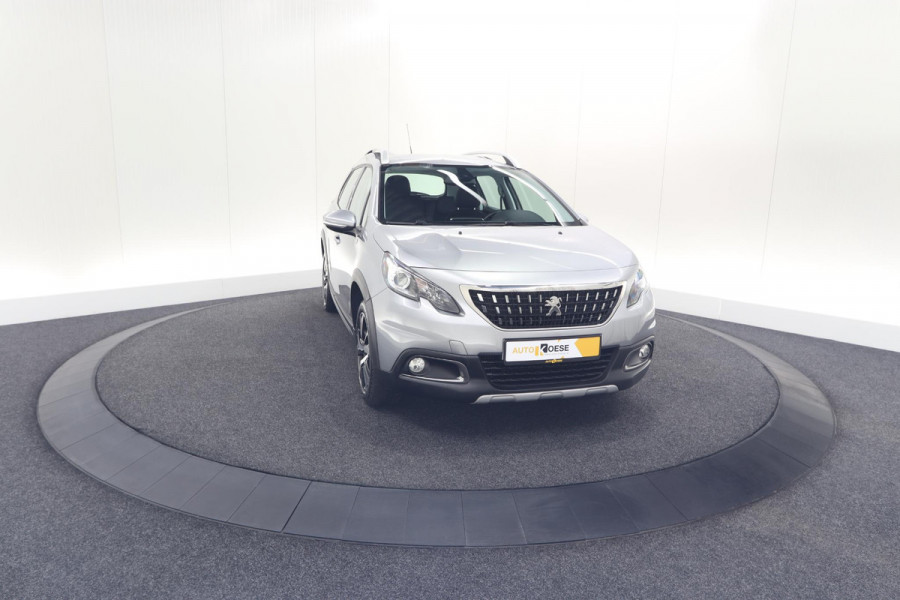Peugeot 2008 PureTech 110 Allure | Trekhaak | Apple Carplay | Parkeersensoren | Navigatie