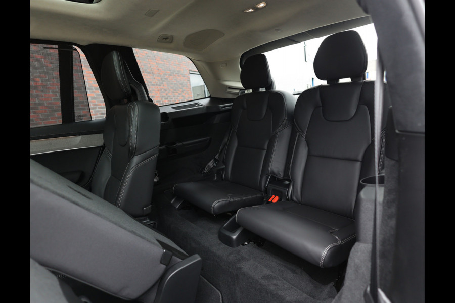 Volvo XC90 T8 AWD Ultra Dark | Direct beschikbaar - luchtvering - trekhaak