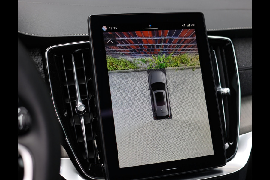 Volvo XC90 T8 AWD Ultra Dark | Direct beschikbaar - luchtvering - trekhaak