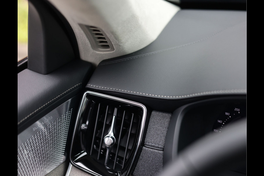 Volvo XC90 T8 AWD Ultra Dark | Direct beschikbaar - luchtvering - trekhaak