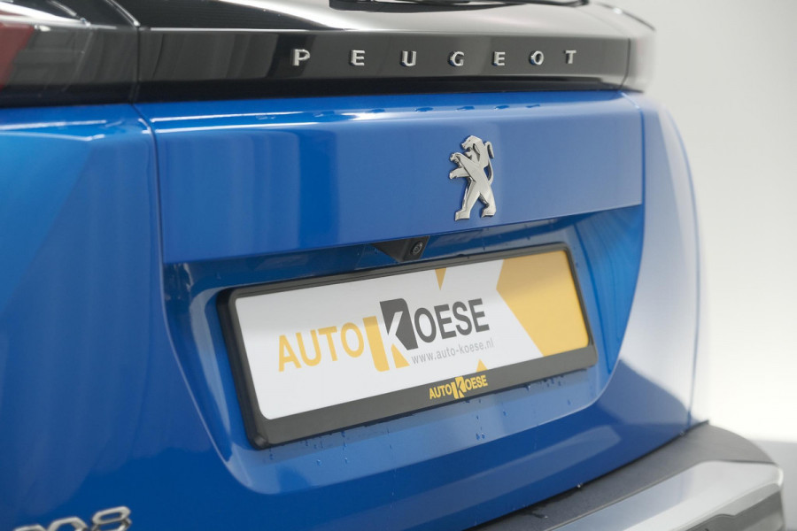 Peugeot 2008 PureTech 130 Allure | Trekhaak | Camera | Stoelverwarming | Adaptieve Cruise Control