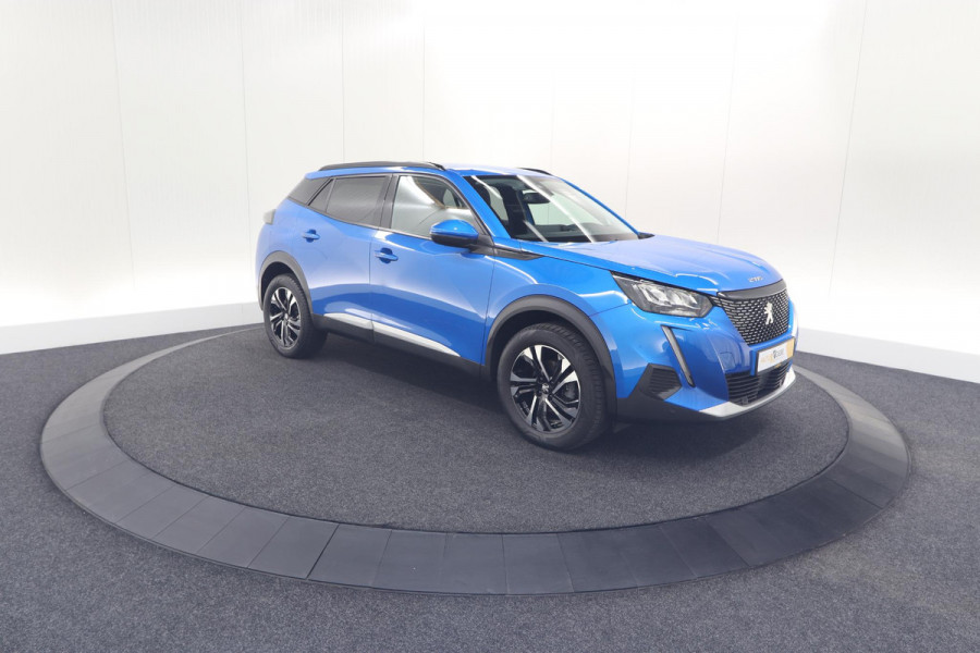 Peugeot 2008 PureTech 130 Allure | Trekhaak | Camera | Stoelverwarming | Adaptieve Cruise Control