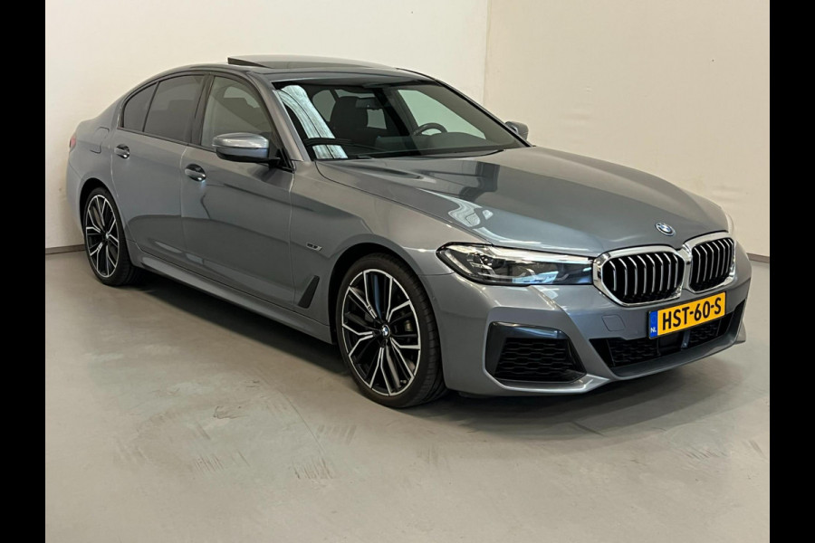 BMW 5 Serie 530e M Sport / Schuifdak / BTW / 20" LM / CarPlay