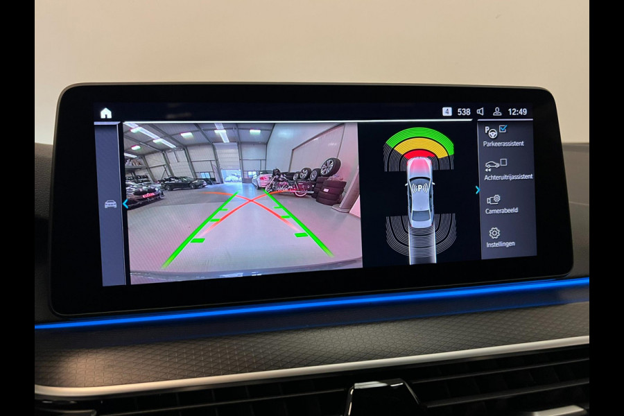 BMW 5 Serie 530e M Sport / Schuifdak / BTW / 20" LM / CarPlay