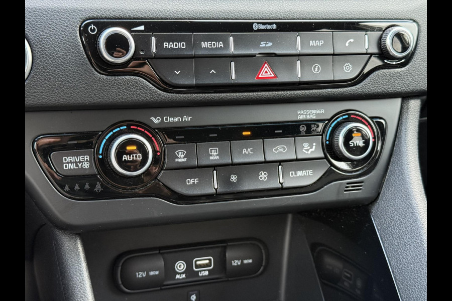 Kia Niro 1.6 GDi Hybrid SportsLine 2e Eigenaar,Camera,Navi,Leder,Clima,Cruise,Stoelverw.Stuurverw.Stoelventilatie,Pdc,Lm velgen,N.A.P,Nieuwe Apk bij Aflevering