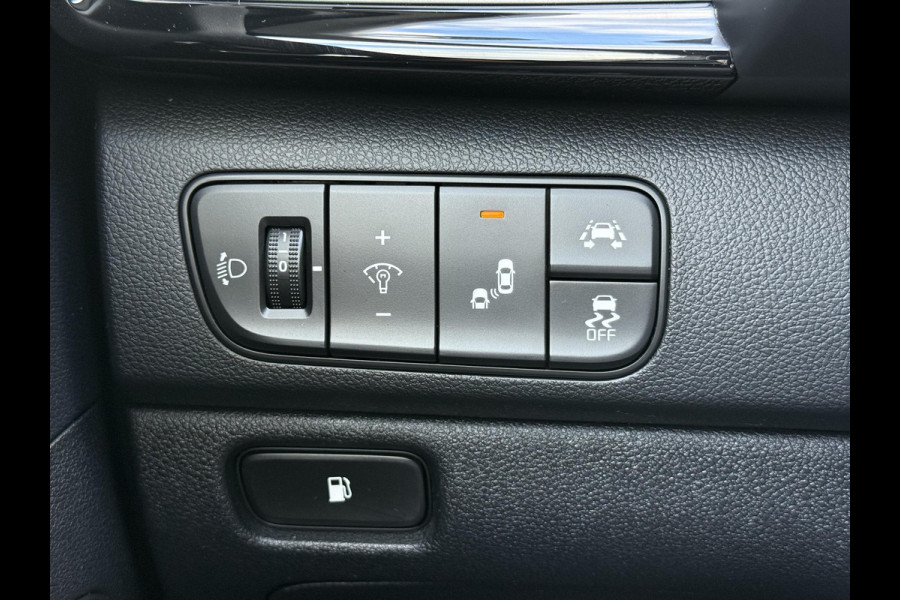 Kia Niro 1.6 GDi Hybrid SportsLine 2e Eigenaar,Camera,Navi,Leder,Clima,Cruise,Stoelverw.Stuurverw.Stoelventilatie,Pdc,Lm velgen,N.A.P,Nieuwe Apk bij Aflevering