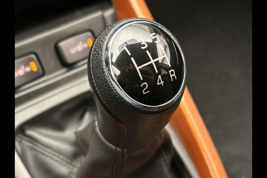 Suzuki Vitara 1.6 Exclusive Carplay Camera Navigatie Climate-control Cruise Stoelverwarming