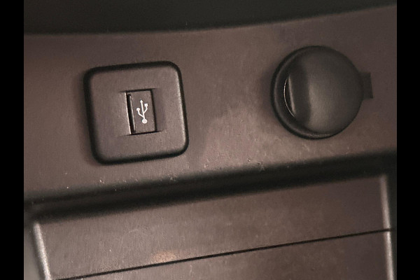 Suzuki Vitara 1.6 Exclusive Carplay Camera Navigatie Climate-control Cruise Stoelverwarming