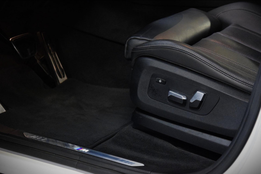 BMW X5 XDrive40i High Executive |M-Pakket|22 inch|ACC|Keyless-entry|