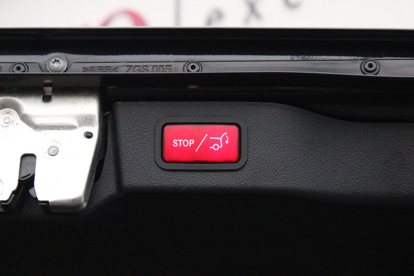 Mercedes-Benz V-Klasse 300d / XXL / DC / 2x Electrische Schuifdeur / 360 Camera / Vol Opties / NIEUWSTAAT