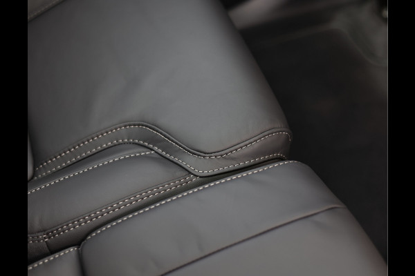 Volvo XC90 T8 AWD Ultra Dark | Platinum Grey - Direct beschikbaar!