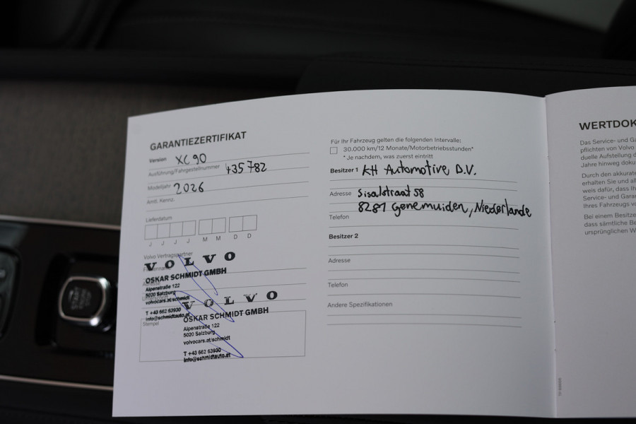 Volvo XC90 T8 AWD Ultra Dark | Platinum Grey - Direct beschikbaar!