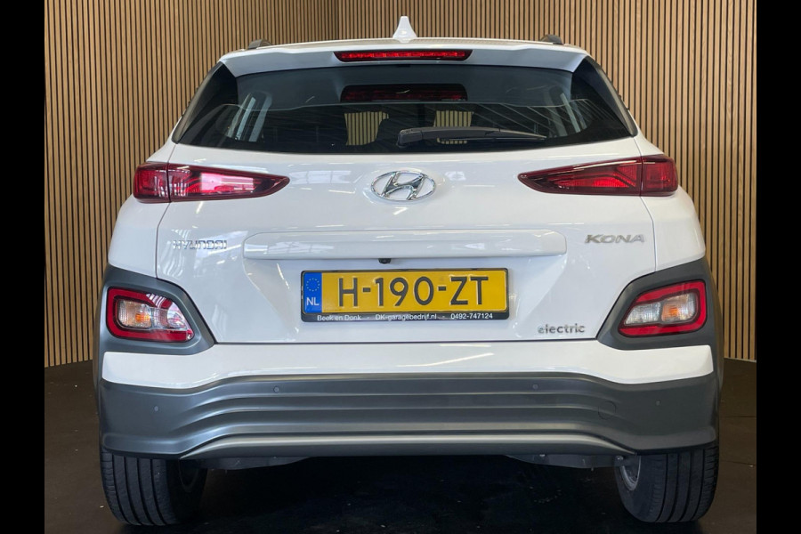 Hyundai Kona EV Comfort 64 kWh|FACELIFT|3-FASE|ACC|CAMERA|CARPLAY|NAVI|NL- AUTO|NAP|INCL. BTW|1e EIG.|