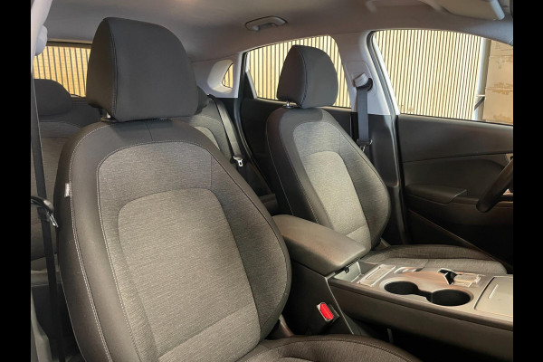 Hyundai Kona EV Comfort 64 kWh|FACELIFT|3-FASE|ACC|CAMERA|CARPLAY|NAVI|NL- AUTO|NAP|INCL. BTW|1e EIG.|