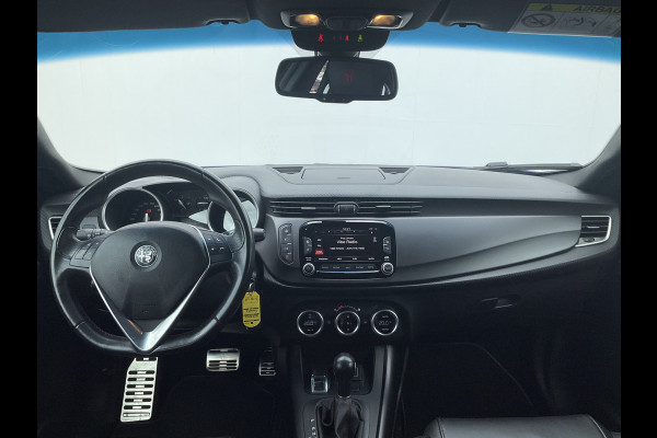 Alfa Romeo Giulietta 1.750 Turbo 241pk Veloce Automaat Carbon Carplay Sport-Stoelen Nav/Cruise Voll.Onderhouden!