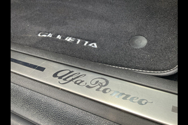 Alfa Romeo Giulietta 1.750 Turbo 241pk Veloce Automaat Carbon Carplay Sport-Stoelen Nav/Cruise Voll.Onderhouden!