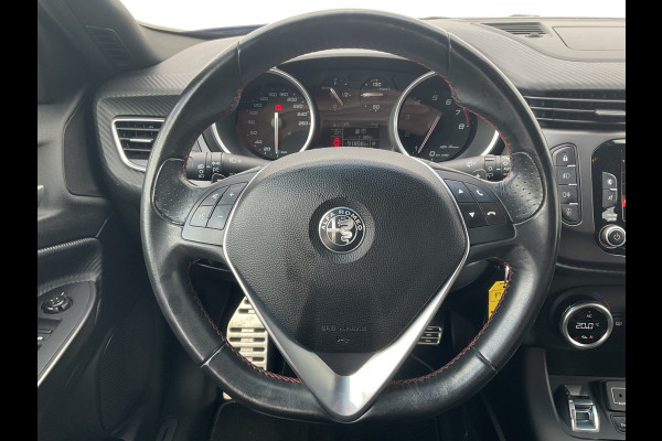 Alfa Romeo Giulietta 1.750 Turbo 241pk Veloce Automaat Carbon Carplay Sport-Stoelen Nav/Cruise Voll.Onderhouden!