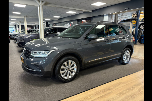 Volkswagen Tiguan 1.4 TSI eHybrid comfort Business+/navi/camera/apple carplay/boeken