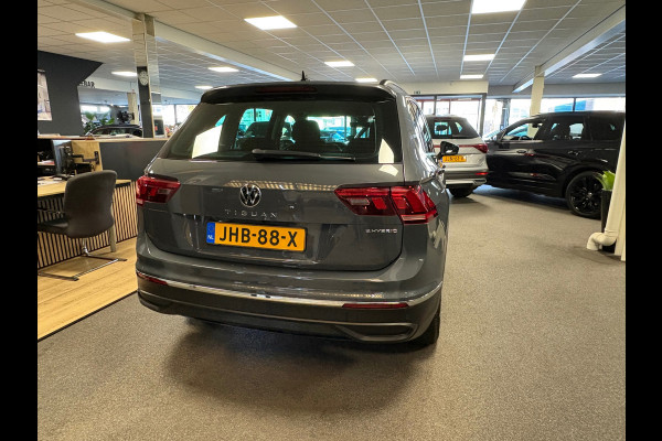 Volkswagen Tiguan 1.4 TSI eHybrid comfort Business+/navi/camera/apple carplay/boeken