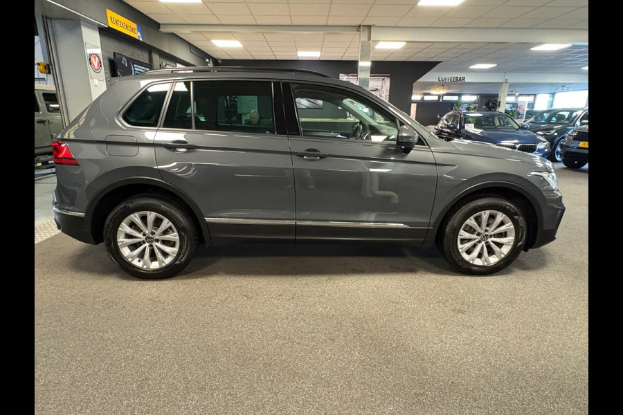 Volkswagen Tiguan 1.4 TSI eHybrid comfort Business+/navi/camera/apple carplay/boeken