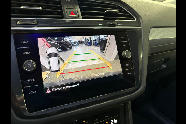 Volkswagen Tiguan 1.4 TSI eHybrid comfort Business+/navi/camera/apple carplay/boeken