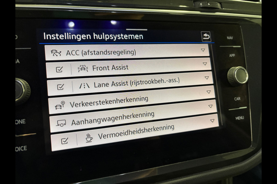 Volkswagen Tiguan 1.4 TSI eHybrid comfort Business+/navi/camera/apple carplay/boeken