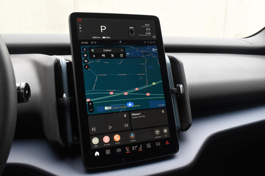 Volvo EX30 272PK Ext. Range Core / Adaptieve Cruise Control/ Climate Pack / Extra getint glas / Dodehoek Detectie / Parkeersensoren/ Achteruitrijcamera/ Warmtepomp/ Google Services/