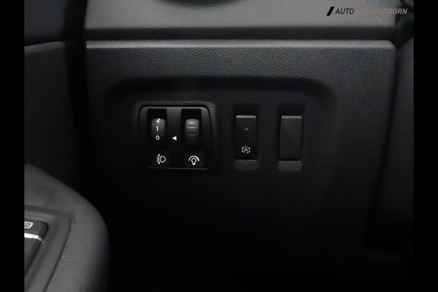 Renault Captur 1.3 TCe Intens deluxe (APPLE CARPLAY,LED,CLIMATE,CRUISE,CAMERA,PARKEERSENSOREN,KEYLESS,DODEHOEK,LM-VELGEN)