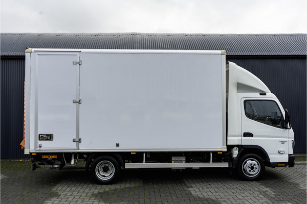FUSO Canter 3C15 | Bakwagen met laadklep | Automaat | 1000KG Laadklep | Airco