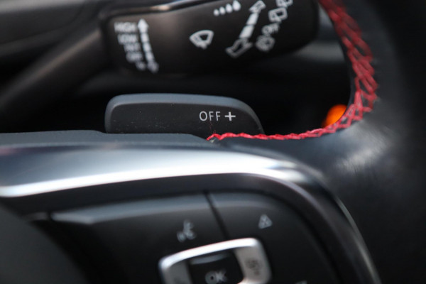 Volkswagen T-Roc 1.5 TSI R-Line / VIRTUAL / CAMERA / ACC / CARPLAY / STOELVERW