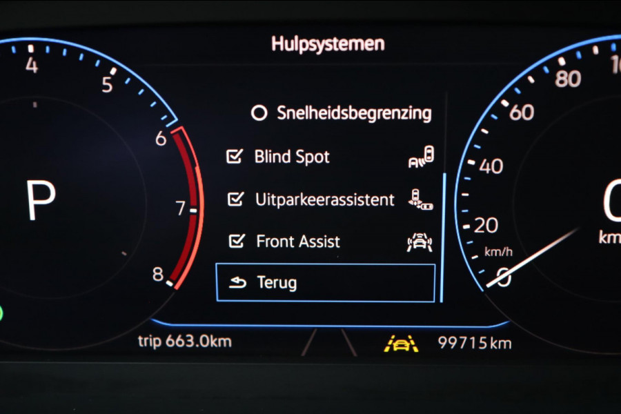 Volkswagen T-Roc 1.5 TSI R-Line / VIRTUAL / CAMERA / ACC / CARPLAY / STOELVERW