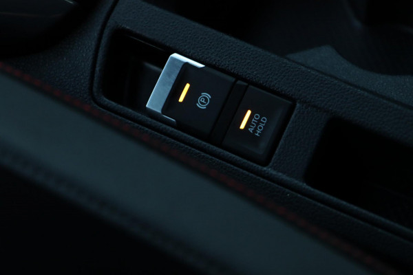 Volkswagen T-Roc 1.5 TSI R-Line / VIRTUAL / CAMERA / ACC / CARPLAY / STOELVERW