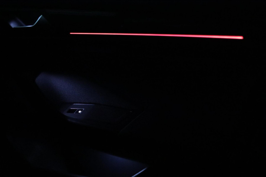 Volkswagen T-Roc 1.5 TSI R-Line / VIRTUAL / CAMERA / ACC / CARPLAY / STOELVERW