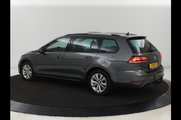 Volkswagen Golf 1.0 TSI Comfortline Business | Panoramadak | Trekhaak | Stoelverwarming | Full LED | Camera | Park Assist | Carplay | Navigatie | Adaptive cruise | DAB | Massage | Climate control