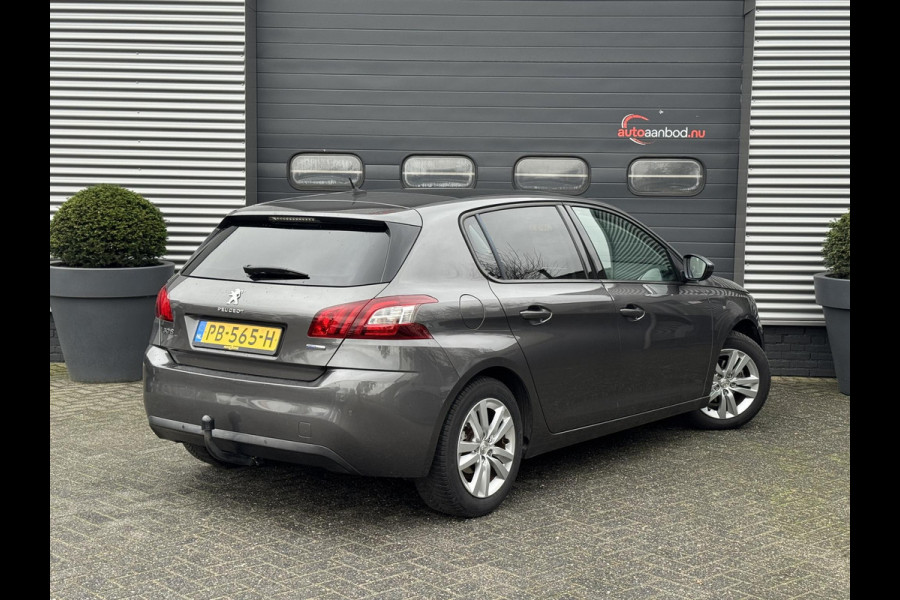 Peugeot 308 1.2 PureTech Blue Lion | Panoramadak | Navigatie | Lichtmetalen Velgen | Parkeersensoren |