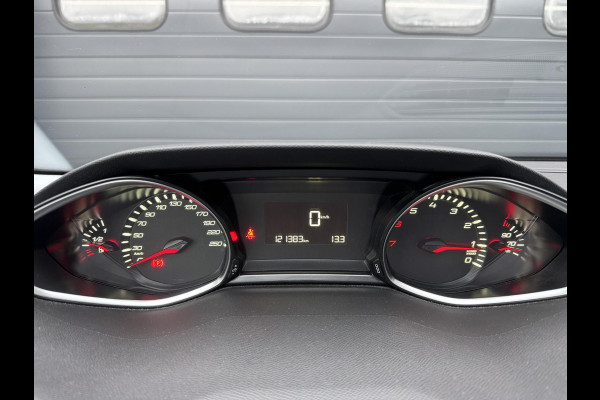 Peugeot 308 1.2 PureTech Blue Lion | Panoramadak | Navigatie | Lichtmetalen Velgen | Parkeersensoren |