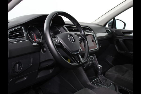 Volkswagen Tiguan Allspace 1.5 TSI DSG Comfortline 7p. | Climate Control | Camera | Parkeer sensoren | Trekhaak | Electrisch bedienbare achterklep | Stoelverwarming
