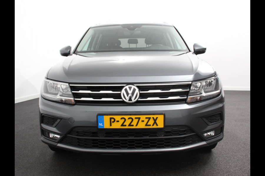 Volkswagen Tiguan Allspace 1.5 TSI DSG Comfortline 7p. | Climate Control | Camera | Parkeer sensoren | Trekhaak | Electrisch bedienbare achterklep | Stoelverwarming
