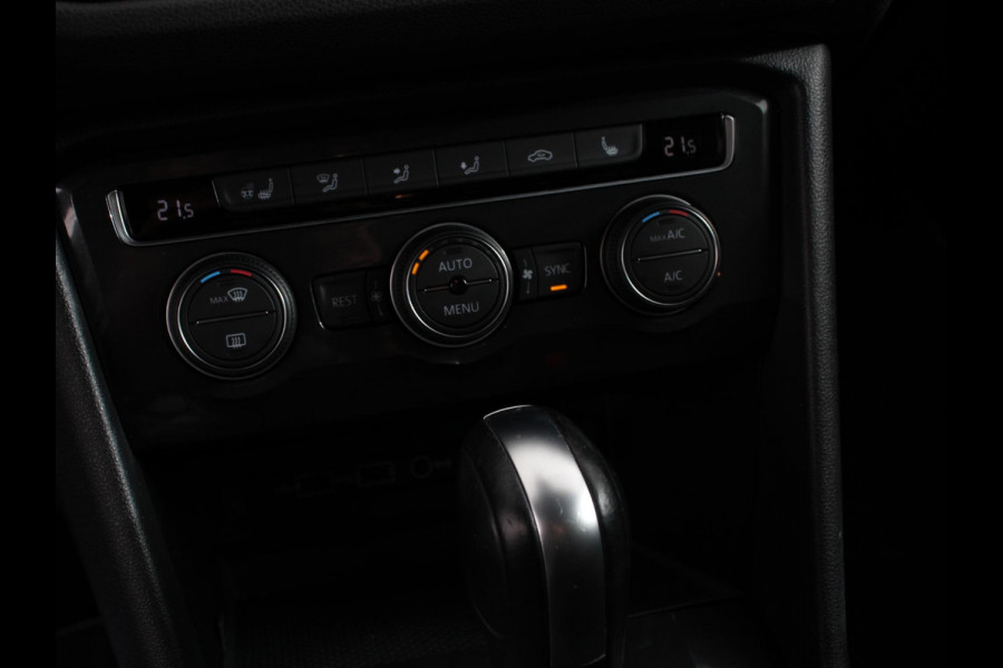 Volkswagen Tiguan Allspace 1.5 TSI DSG Comfortline 7p. | Climate Control | Camera | Parkeer sensoren | Trekhaak | Electrisch bedienbare achterklep | Stoelverwarming