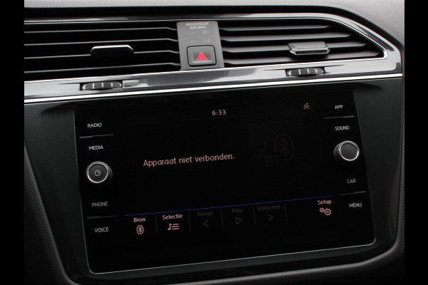 Volkswagen Tiguan Allspace 1.5 TSI DSG Comfortline 7p. | Climate Control | Camera | Parkeer sensoren | Trekhaak | Electrisch bedienbare achterklep | Stoelverwarming